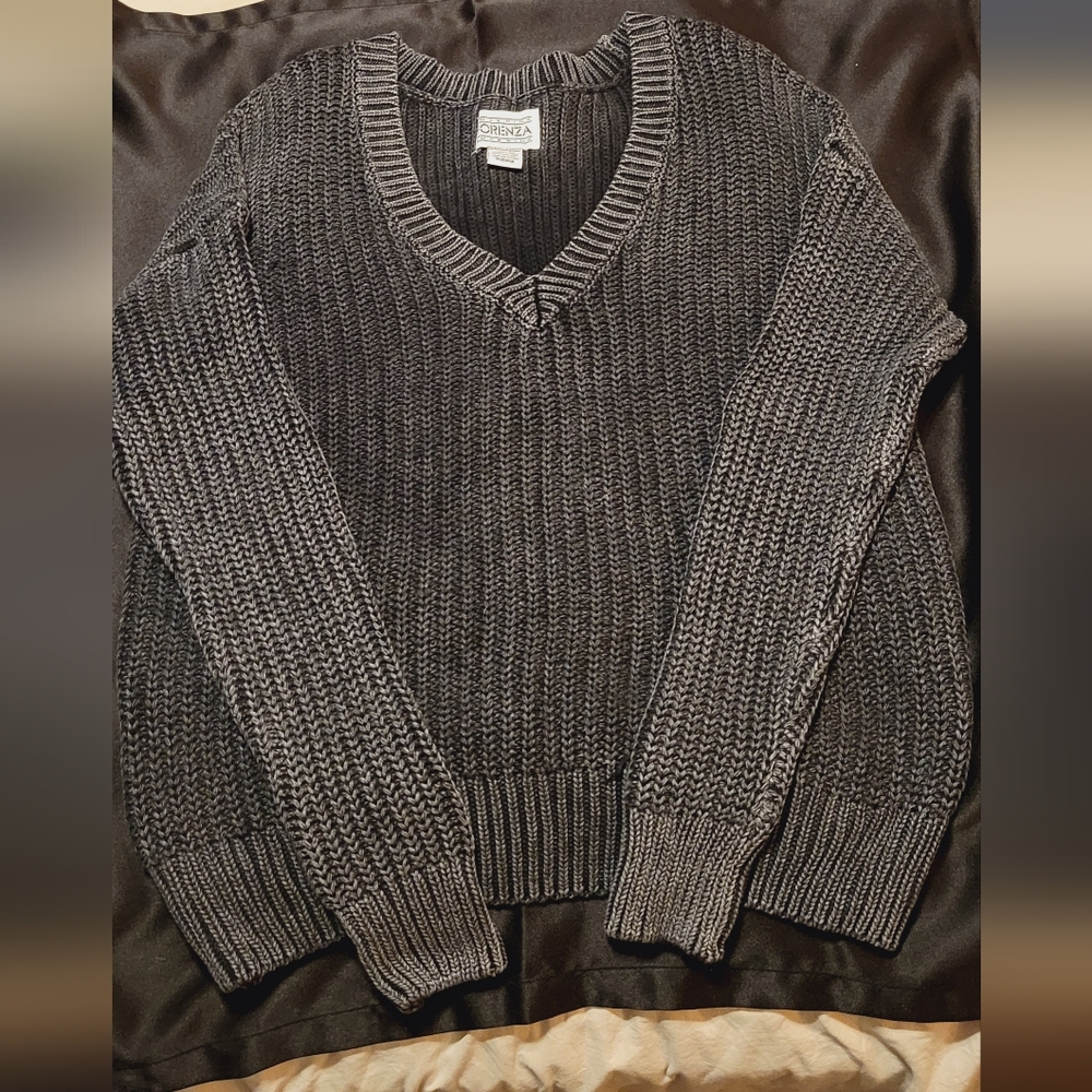 Victoria's Secret Pink Long Sleeve Sweater